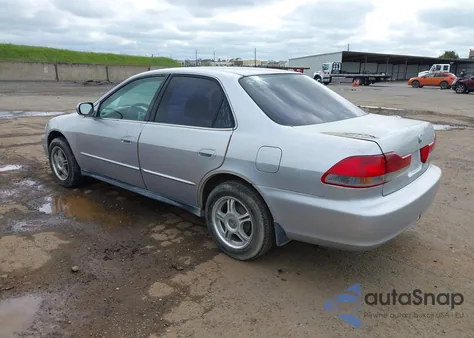 2002 Honda Accord 2.3 Lx from USA, damaged, VIN 3HGCG66592G702266
